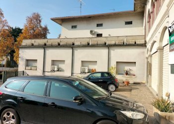 Foto 2 - Independent house PIAZZA MARCONI
 
12, Capriolo - photo 2