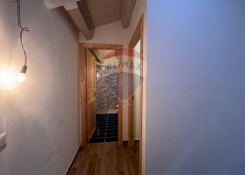 Hall / corridoio - Casa semi indipendente Via Castello
 
15, Riccia - foto 17