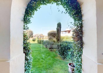 Foto 2 - Trilocale Località Sermana
 
1, Peschiera del Garda - foto 2