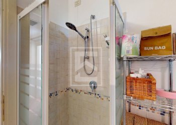 Foto 19 - Trilocale Località Sermana
 
1, Peschiera del Garda - foto 19