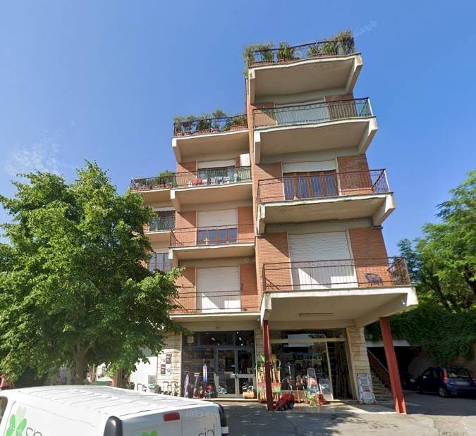 Foto 1 - Locale Commerciale Viale Giuseppe di Vittorio, Chianciano Terme - foto 1