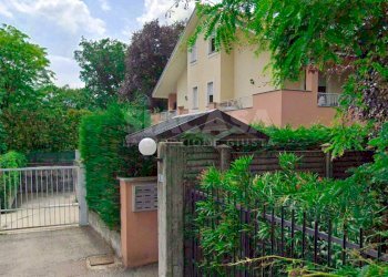 Foto 1 - Trilocale via Monte Grappa
 
2, Bernareggio - foto 1