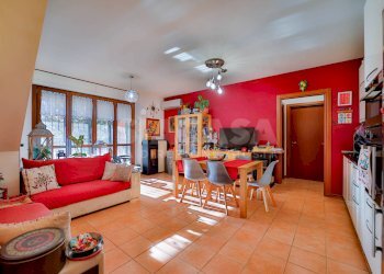 Foto 2 - Trilocale via Monte Grappa
 
2, Bernareggio - foto 2