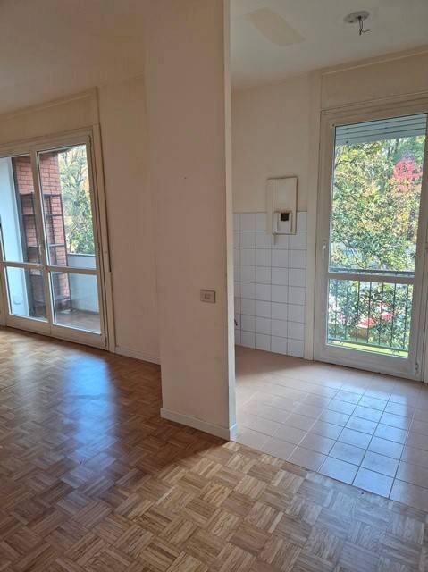 Soggiorno - Trilocale via Cesare Battisti, 23, Vedano al Lambro - foto 2