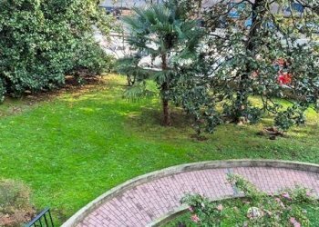 Giardino - Trilocale via Cesare Battisti, 23, Vedano al Lambro - foto 11
