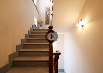 Scala - Casa indipendente via Canavere, 6, Ciriè - foto 8