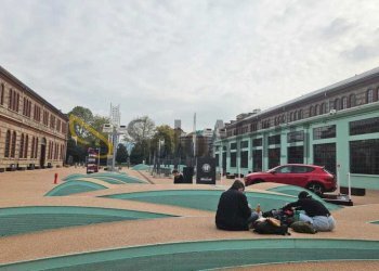 Cortile anteriore OGR Officine Grandi Riparazioni - Quadrilocale Via Vincenzo Vela 49, Torino (zona Crocetta) - foto 20