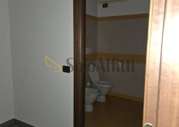 8.jpeg - Locale Commerciale Via della Gualderia  7, Chieri - foto 14