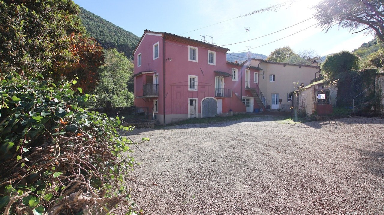 vendesi casa colonica lucca colline IMG_8434.JPG - Terratetto - Terracielo Via della Boccaccia 1c, Lucca - foto 2