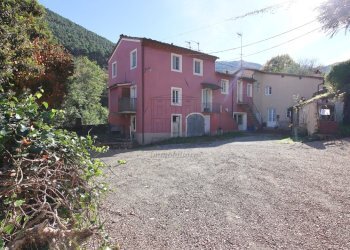 vendesi casa colonica lucca colline IMG_8434.JPG - Terratetto - Terracielo Via della Boccaccia 1c, Lucca - foto 2