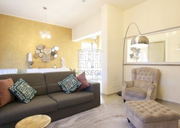 vendesi villetta indipendente con giardino capanno - Villa Via di Marlia 274, Capannori - foto 12