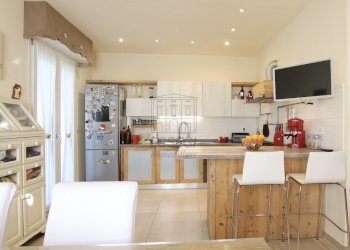 vendesi villetta indipendente con giardino capanno - Villa Via di Marlia 274, Capannori - foto 15