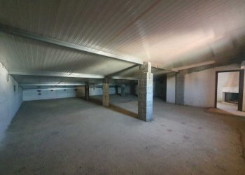 IMG-20251117-WA0123.jpg - Locale Commerciale Quartucciu - foto 8