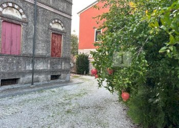 05 esterno (1).JPG - Villa Via Garibaldi 37, Noventa Vicentina - foto 27