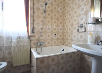 3.jpg - Quadrilocale Via Paolo Diana, Sarzana - foto 14