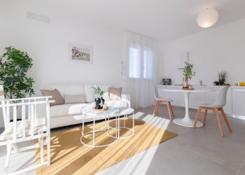 4.jpg - Appartamento Via Niccolò Tommaseo 100, Rimini - foto 8