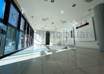 IMMAGINE04-ink.jpeg - Commercial Premises Bologna - photo 4