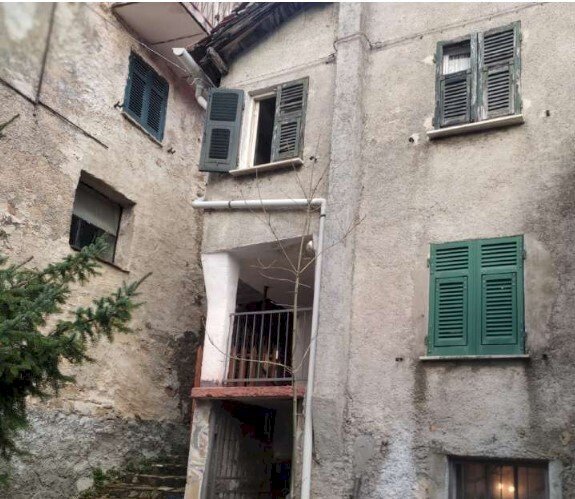 2.jpg - Villa at auction Località Chiappa 4, Valbrevenna - photo 1