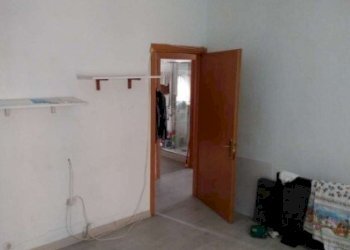 4.jpg - Appartamento Via Renato Quartini 31, Genova (zona Rivarolo) - foto 3