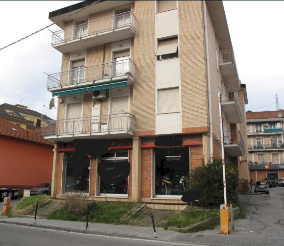 2.png - Locale Commerciale Via Fratelli Canepa 76, Serra Riccò - foto 1