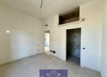 WhatsApp Image 2025-11-10 at 16.36.27 (3).jpeg - Trilocale Via Brunetto Latini, Firenze - foto 8