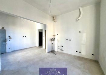 WhatsApp Image 2025-11-10 at 16.36.27.jpeg - Trilocale Via Brunetto Latini, Firenze - foto 15