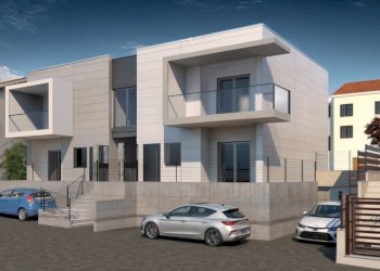 PHOTO-2025-01-10-12-39-13 (2).jpg - Trilocale Via Giuseppe Verdi, Guidonia Montecelio - foto 1