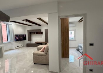 1.3 zonagiorno.jpg - Trilocale VIA PAGLIA 20, Genova (zona Sestri Ponente) - foto 6