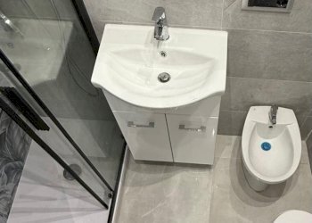 4.2 bagno.jpg - Trilocale VIA PAGLIA 20, Genova (zona Sestri Ponente) - foto 17