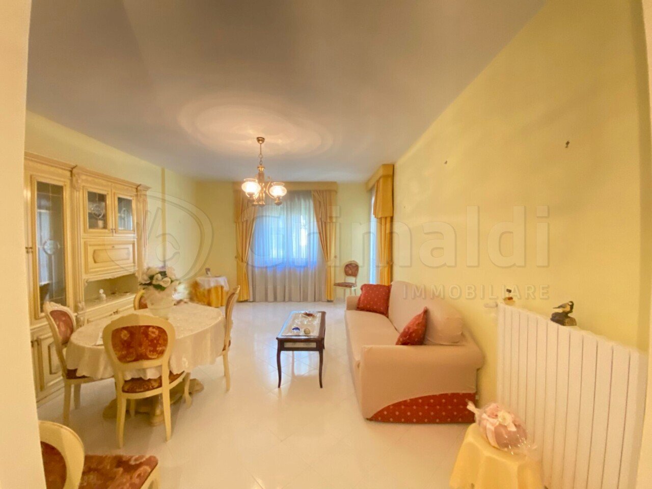 2 salone.JPG - Three-room apartment Giugliano in Campania - photo 2