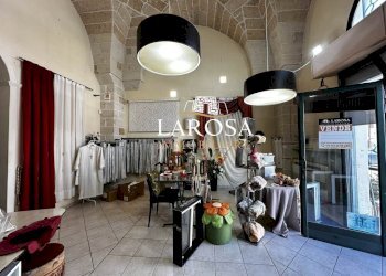 2.jpg - Abbigliamento - Intimo Caprarica di Lecce - foto 2