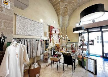 4.jpg - Abbigliamento - Intimo Caprarica di Lecce - foto 4