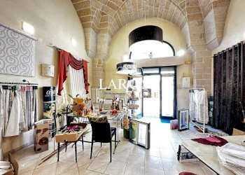 5.jpg - Abbigliamento - Intimo Caprarica di Lecce - foto 5