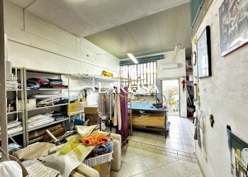 13.jpg - Abbigliamento - Intimo Caprarica di Lecce - foto 13