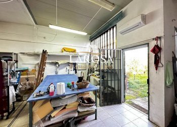 15.jpg - Abbigliamento - Intimo Caprarica di Lecce - foto 15