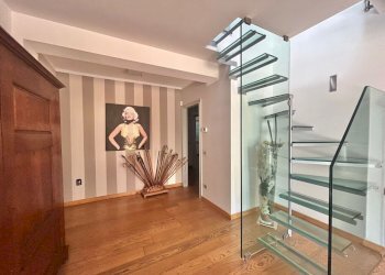 98f47715-9525-4658-ad64-16f11be304f9.jpg - Attico Sarzana - foto 4