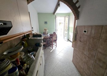 Cucina.jpg - Appartamento Via campomorone 93, Genova (zona Pontedecimo) - foto 9