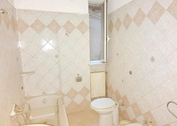 Bagno (7).jpg - Appartamento Via campomorone 93, Genova (zona Pontedecimo) - foto 20