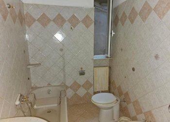 Bagno.jpg - Appartamento Via campomorone 93, Genova (zona Pontedecimo) - foto 21