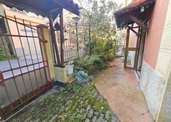 Giardino (3).jpg - Appartamento Via campomorone 93, Genova (zona Pontedecimo) - foto 23