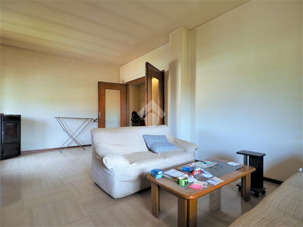 Four-room apartment Via Torino, Roasio - photo 3