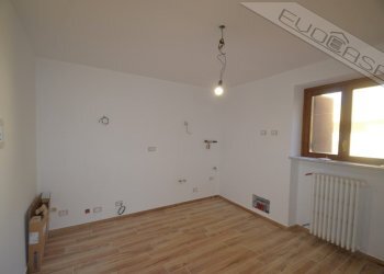 Bilocale Via Umberto l 67, Fenestrelle - foto 5