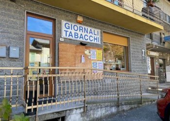 Tobacco shop Via Chanoux 45, Hone - photo 2