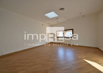 Foto 13 - Ufficio Vicolo Pescatori
 
1, Treviso - foto 13