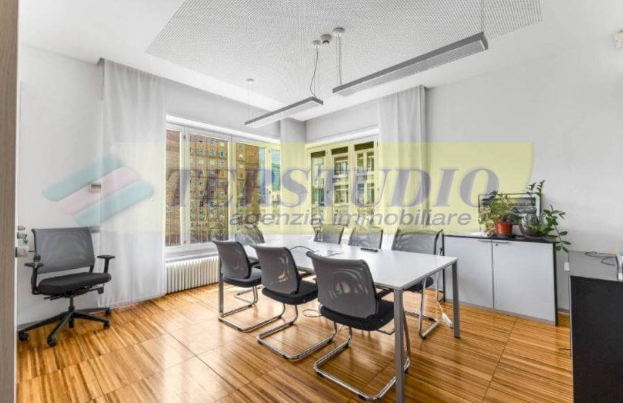 Foto 1 - Office Viale Alcide de Gasperi, Almenno San Salvatore - photo 1