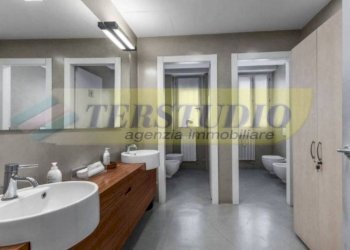 Foto 6 - Office Viale Alcide de Gasperi, Almenno San Salvatore - photo 6