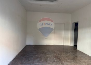 Stanza vuota - Negozio Via Cardinale Ferrari
 
72-74, Rho - foto 6