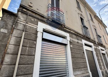 Edificio all\'aperto - Negozio Via Cardinale Ferrari
 
72-74, Rho - foto 1