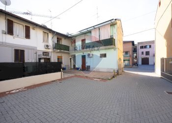 Edificio all\'aperto - Bilocale via reali
 
68, Paderno Dugnano - foto 8