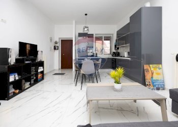 Sala da pranzo - Bilocale via reali
 
68, Paderno Dugnano - foto 10